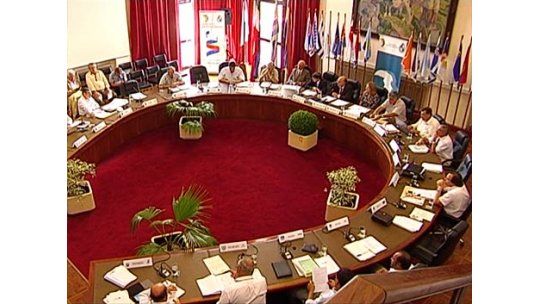 Compromiso de intendentes para libreta única de conducir en 2013