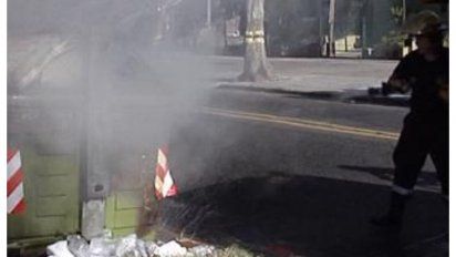 En las fiestas la Intendencia y Bomberos deben encargarse de, en promedio, un centenar de contenedores