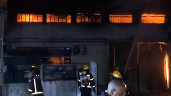 incendio en pintureria de pueblo victoria causo perdidas totales; no se registraron lesionados