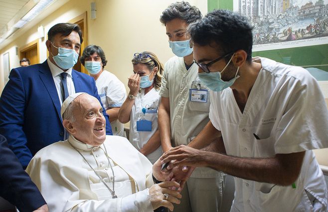 Papa-francisco-hospital.jpg
