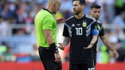 argentina empato 1-1 con islandia; mira el penal que fallo messi
