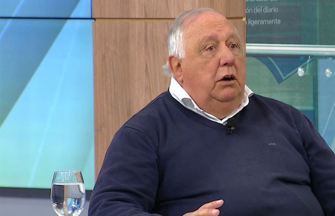 Carlos Nipoli, secretario de Daecpu