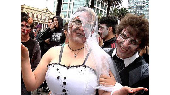 Se realizó la tercera Zombie Walk de Montevideo