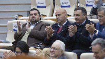 Foto: Presidencia. A la izquierda, Nicolás Olivera, intendente de Paysandú.