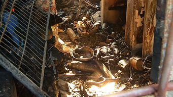 Foto: Subrayado. Incendio en la casa de la víctima, en Villa Española.