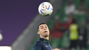 cristiano ronaldo de nuevo en el banquillo en portugal, marruecos sin aguerd