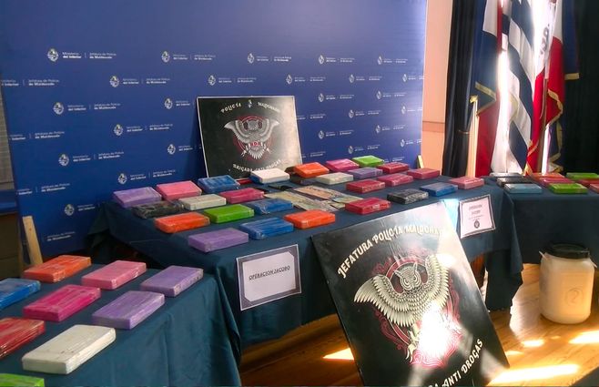 Foto: Subrayado. Cocaína incautada en Maldonado.