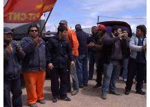 Metalúrgicos continúan con huelga y ocupación de plantas