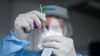 hay 139 casos nuevos de covid este sabado, y 1.747 cursan la enfermedad