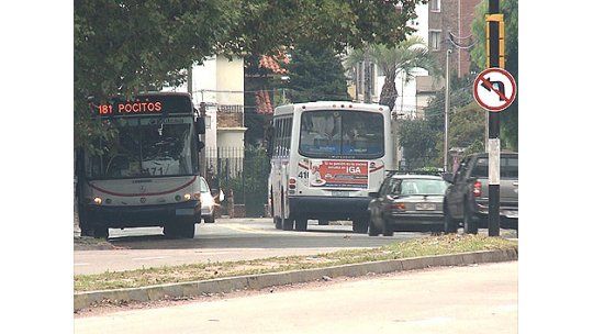 El servicio de ómnibus comienza a nrormalizarse este jueves
