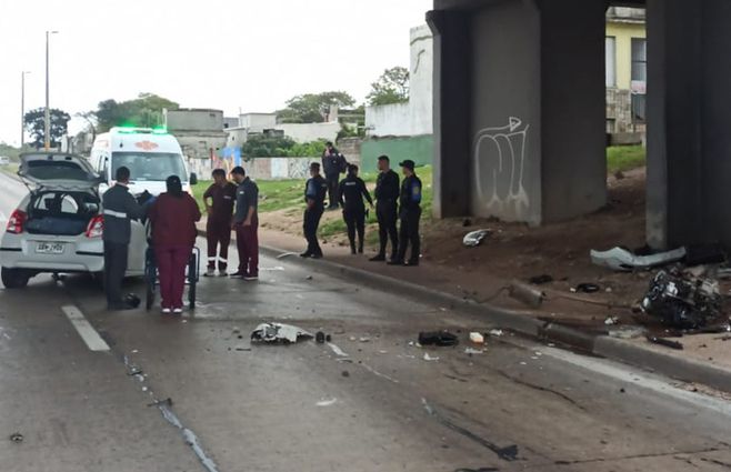 Foto: Policía Caminera. Los jóvenes fueron trasladados al hospital Maciel.