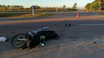 Foto: Policía Caminera. Accidente en ruta 1, Ciudad del Plata, San José.