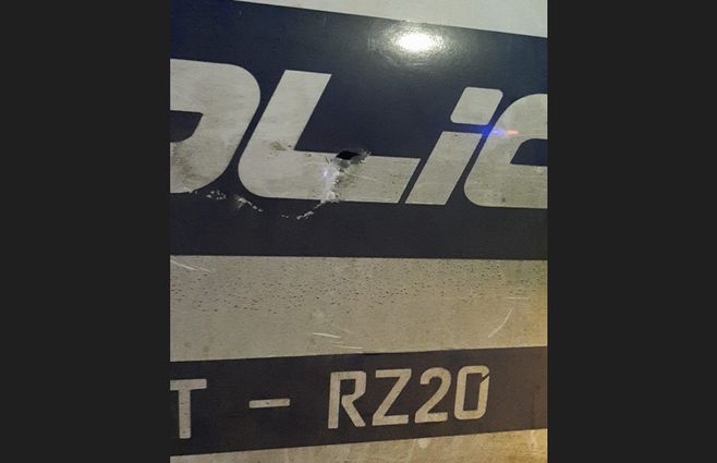 MÓVIL-POLICIAL--BALEADO--MALVÍN.jpg