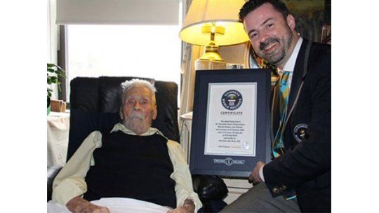Murió el hombre más viejo del mundo, a sus 111 años en Nueva York