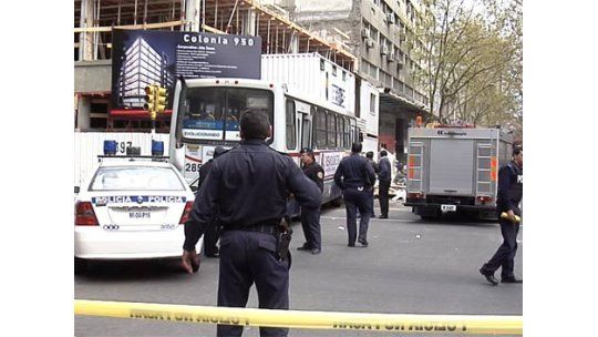Mujer falleció tras ser atropellada por ómnibus