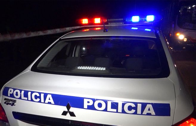 policia-patrullero-sirena-noche.jpg