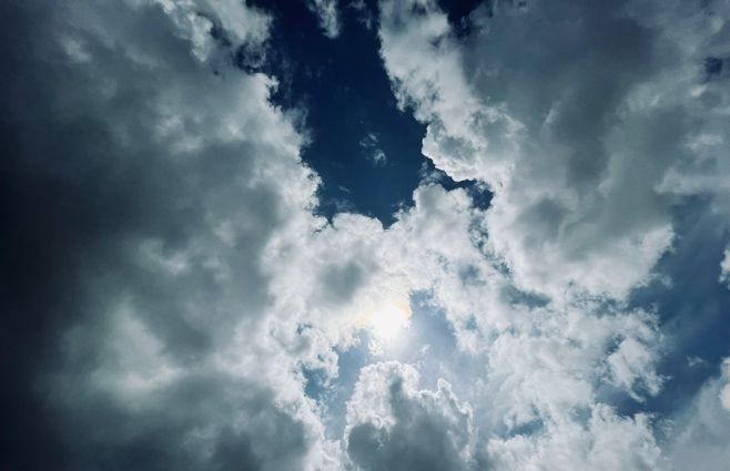 CIELO - NUBES Y SOL.jpeg