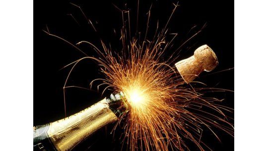 Lanzan recomendaciones para manipular fuegos artificiales