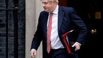 ministros de finanzas y salud britanicos renunciaron en protesta contra boris johnson