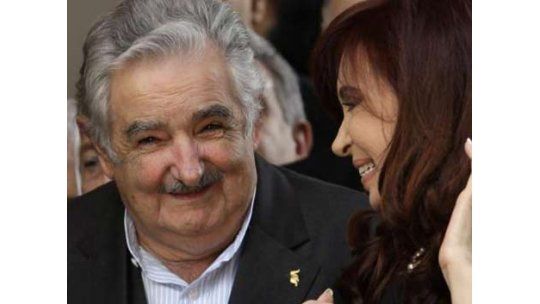Cumbre presidencial de junio apura las disculpas de Mujica