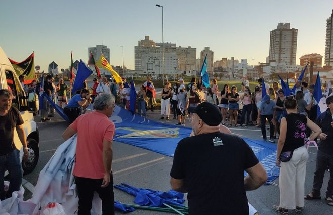 Marcha AEBU Punta del Este (3).jpeg