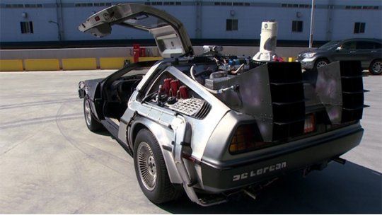 volver al futuro auto
