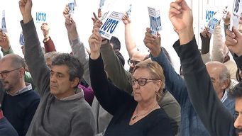 frente amplio aprobo su plan politico, se asumio como partido de gobierno y anuncio una gira nacional