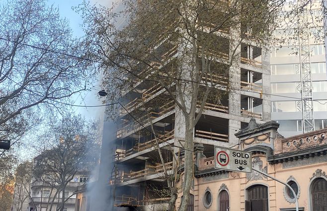 incendio-edificio-obra-construccion-constituyente-2.jpg