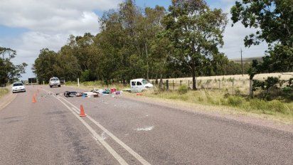 un muerto y tres heridos tras reventon de un neumatico y vuelco en rocha