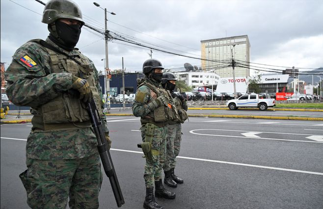 Ecuador-policía-ejército-elecciones-agosto-AFP.jpg