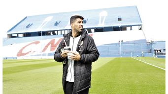 Luis Suárez en el Parque Central otra vez