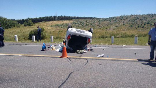 Niño de 2 años falleció tras choque y vuelco en ruta 8 en Canelones