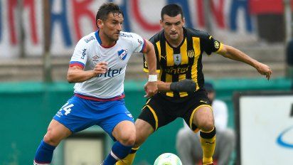 penarol enfrentara a flamengo y ldu quito; nacional a cerro porteno y zamora