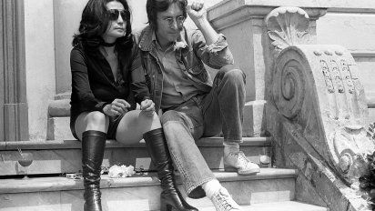 el dia que john lennon cumpliria 80 anos, lanzan album con nuevas versiones de sus clasicos