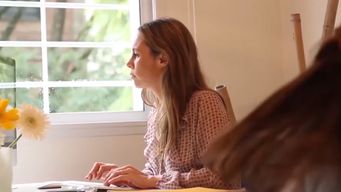 fa presenta proyecto de ley para que madres puedan teletrabajar tras licencia maternal