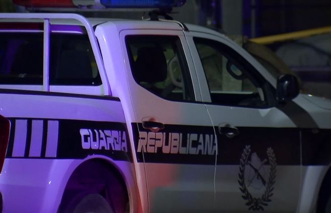 guardia-republicana-patrullero-noche.jpg