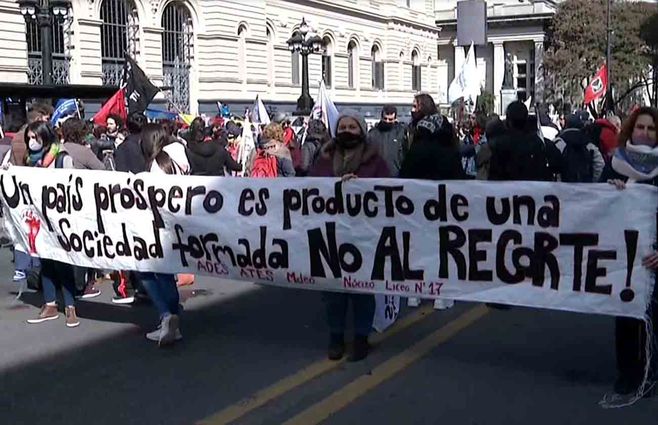 Paro de 48 horas en UTU y liceos de todo el país el 10 y 11 de noviembre. (Foto Archivo).