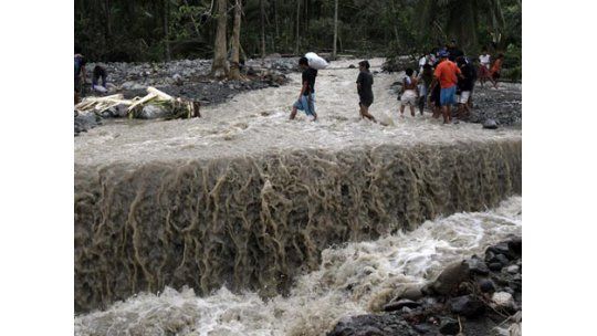 Tifón en Filipinas deja 274 muertos y 218.000 desplazados