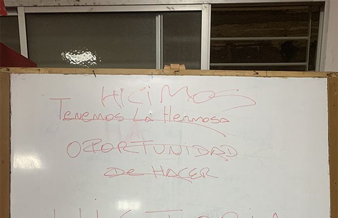 Rentistas-pizarrón-Capuccio-foto-tuiter.jpg