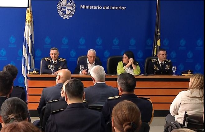 conferencia-interior-dispositivo-élida