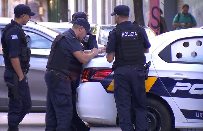 patrullero-policia-movil-policial-policías-efectivo.jpg