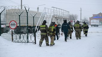 una decena de muertos y mas de 40 desaparecidos tras accidente en mina rusa