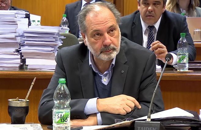 JORGE-GANDINI--RENDICIÓN--PARLAMENTO.jpg