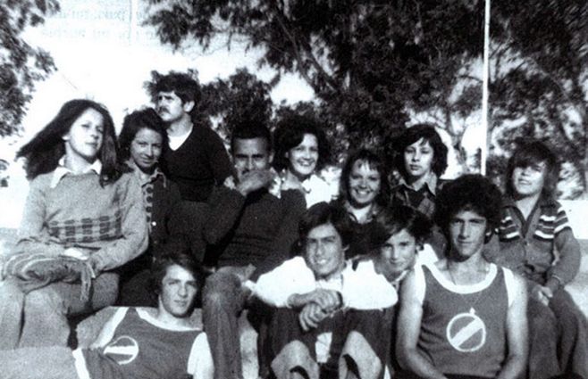 Los militantes de la UJC olimareña luego de la liberación en 1976.