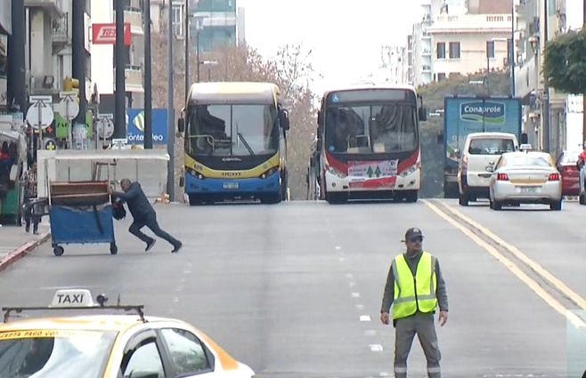 Paro-y-movilización-julio-20-ómnibus-cooperativas-Ucot-y-Coetc.jpg