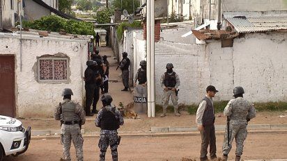 seis detenidos en los palomares por usurpacion de viviendas y conexiones ilegales