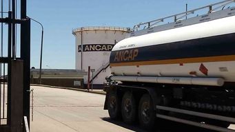 paro en ancap este lunes afecta distribucion de combustibles