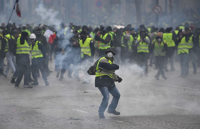 chalechos-amarillos-protesta-sabado-AFP.jpg