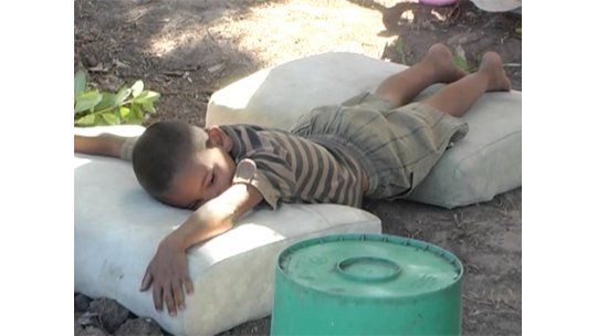 Mayores con niños a cargo ocuparon otra casona en Parque Rodó