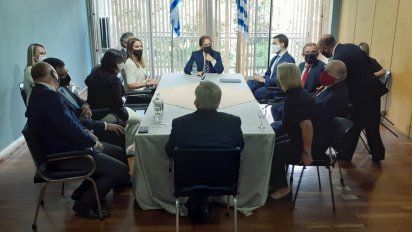 lacalle se reunio con jerarcas de brasil para coordinar acciones por el covid-19